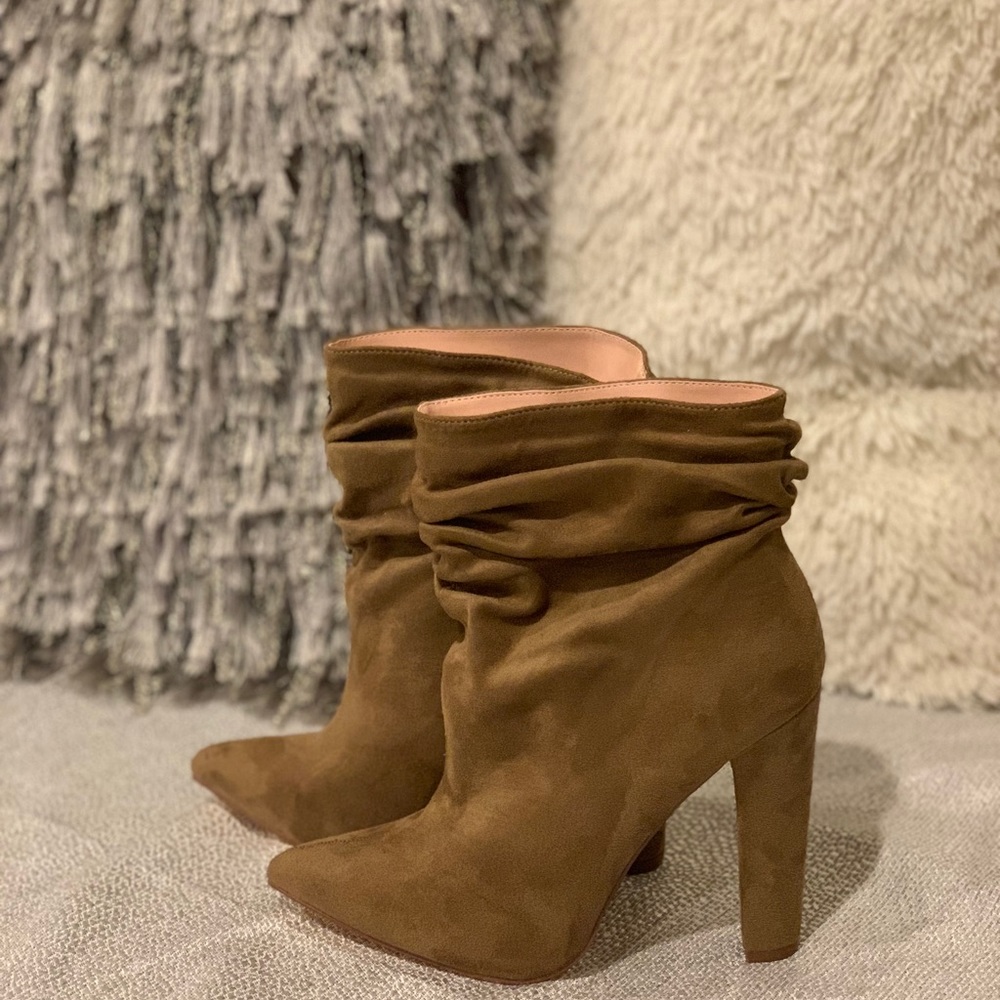 Cute fall booties - Picture 1 of 3